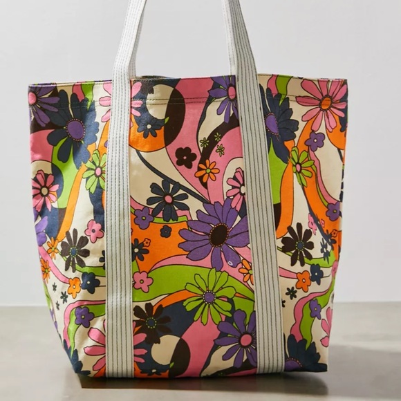 NEW UO Basic Printed Tote Bag - Picture 3 of 10